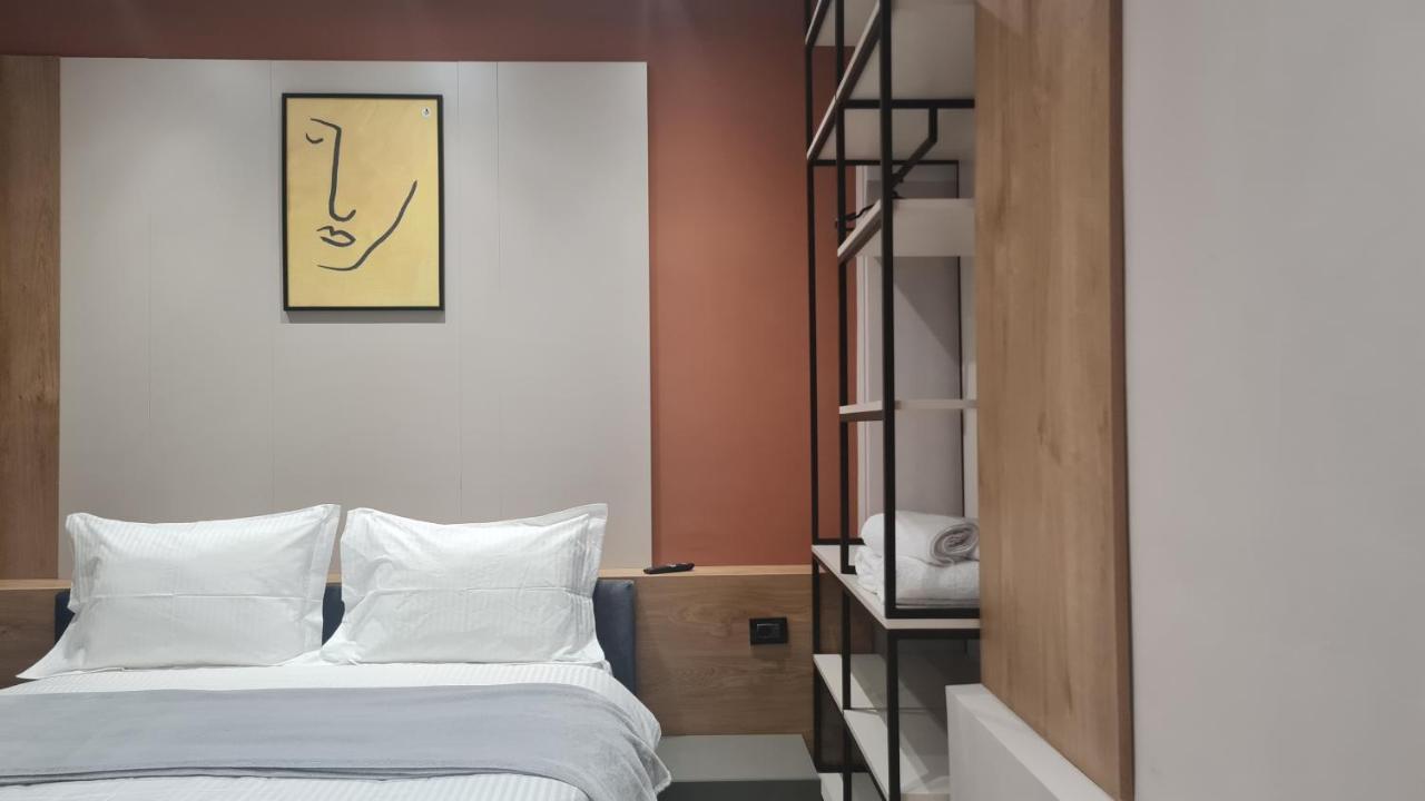 Tam Serviced Studio Apartments Next To Blloku Tirana Exterior foto