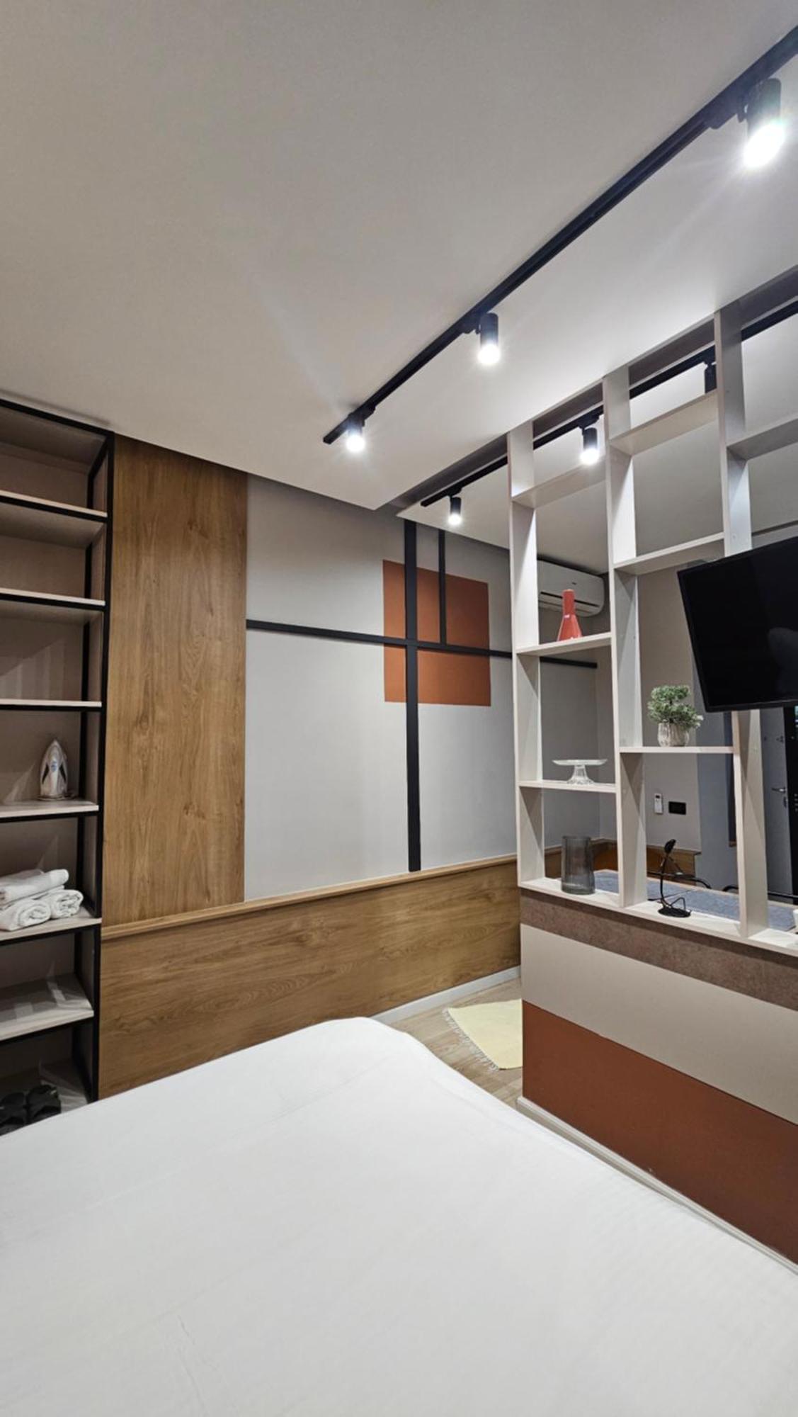Tam Serviced Studio Apartments Next To Blloku Tirana Exterior foto